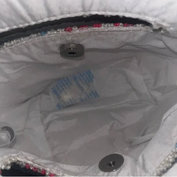 Handcrafted in India Seashell Beaded Crossbody Clutch Bag Shell Charm - Picture 6 of 6